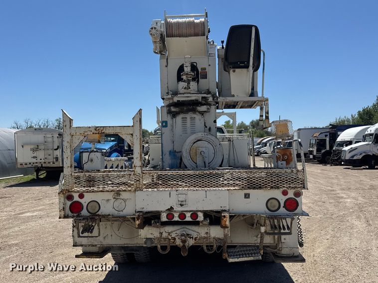 image for item YA3042 1995 Chevrolet Kodiak digger derrick truck