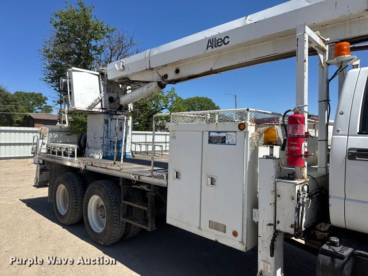 image for item YA3042 1995 Chevrolet Kodiak digger derrick truck