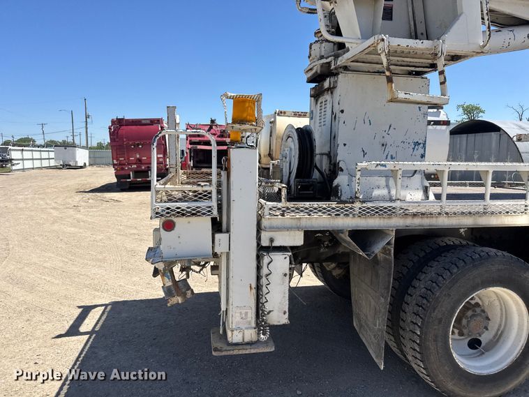 image for item YA3042 1995 Chevrolet Kodiak digger derrick truck