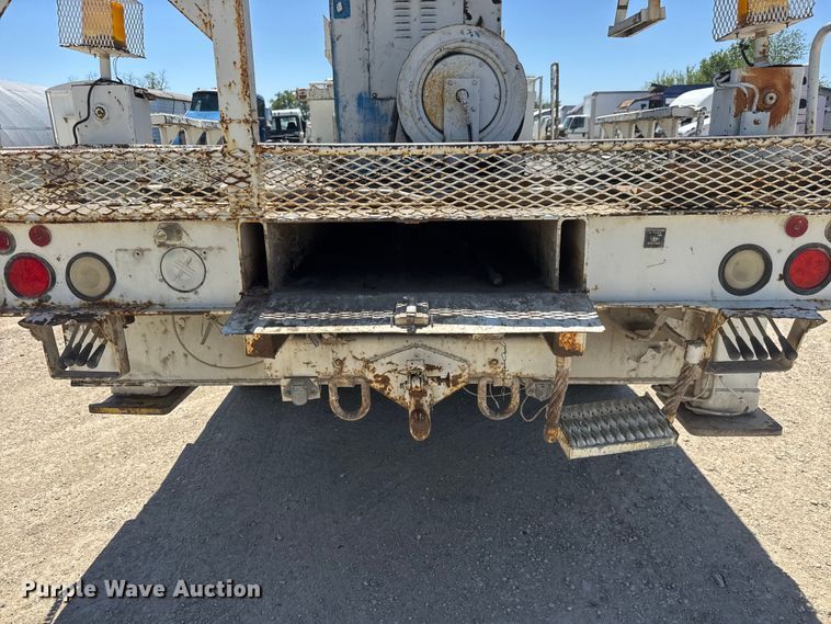 image for item YA3042 1995 Chevrolet Kodiak digger derrick truck