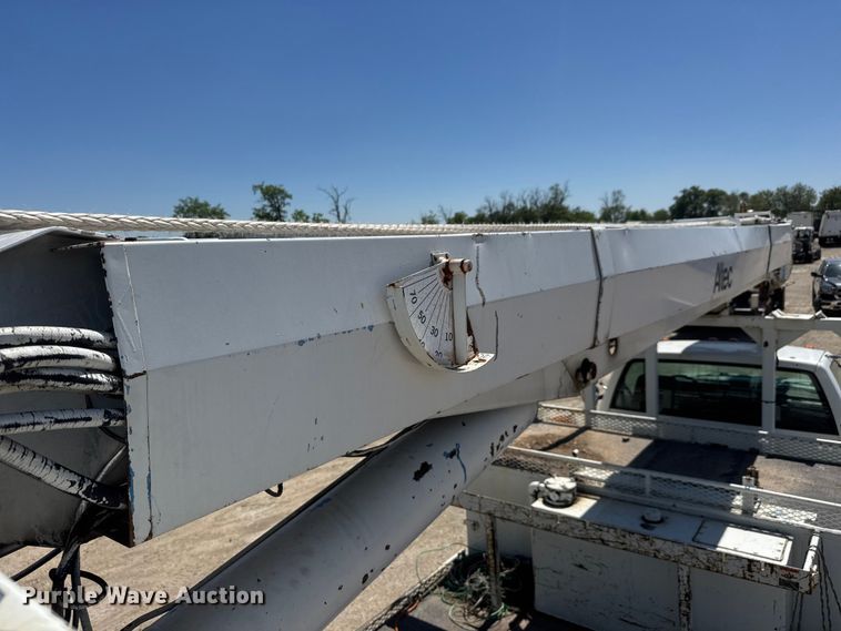 image for item YA3042 1995 Chevrolet Kodiak digger derrick truck