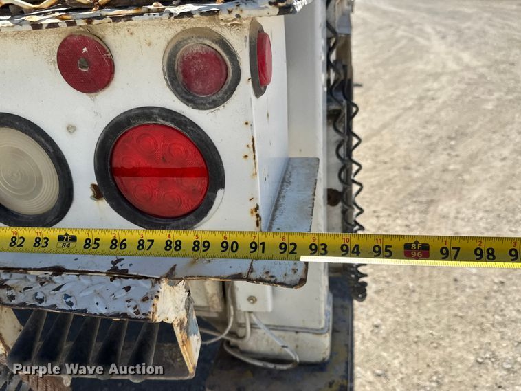 image for item YA3042 1995 Chevrolet Kodiak digger derrick truck