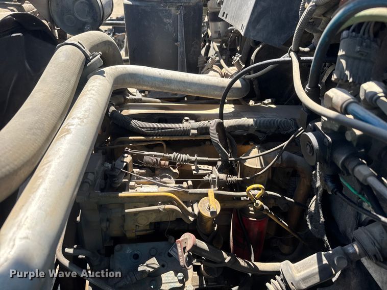 image for item YA3042 1995 Chevrolet Kodiak digger derrick truck