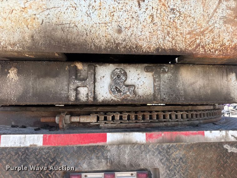 image for item YA3043 1997 Mack CH613 drilling rig truck