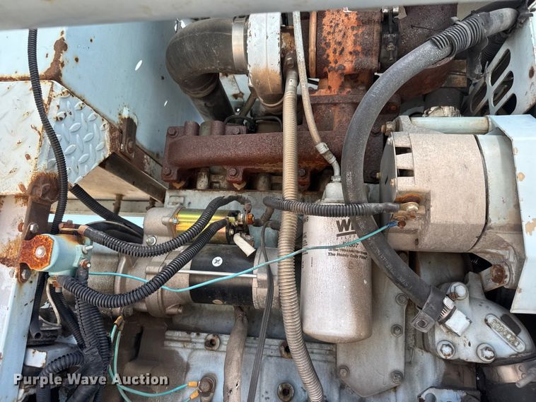 image for item YA3043 1997 Mack CH613 drilling rig truck