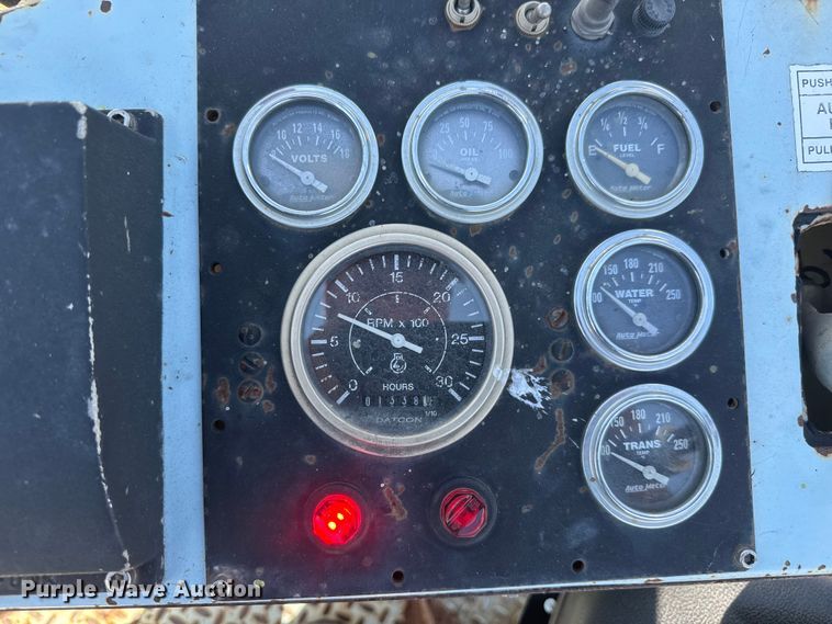 image for item YA3043 1997 Mack CH613 drilling rig truck