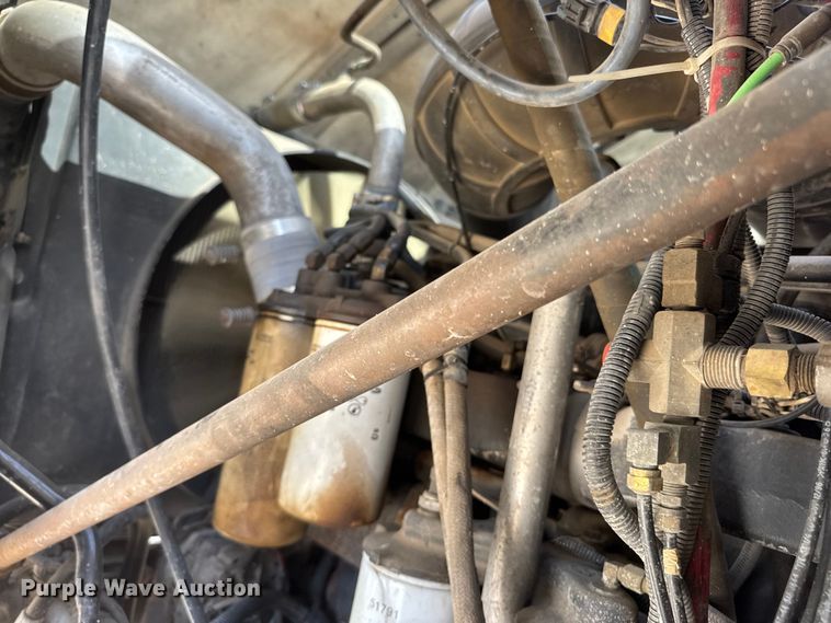 image for item YA3043 1997 Mack CH613 drilling rig truck