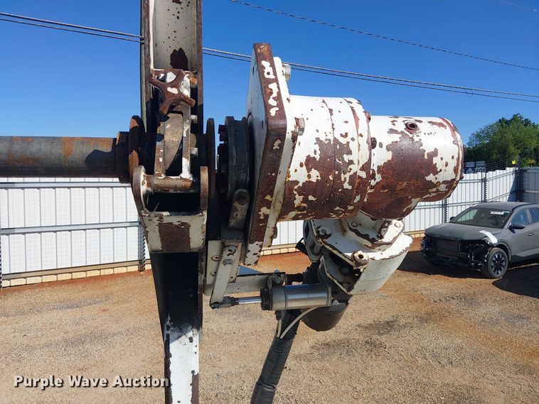 image for item YA3103 2006 Chevrolet C7500 bucket truck