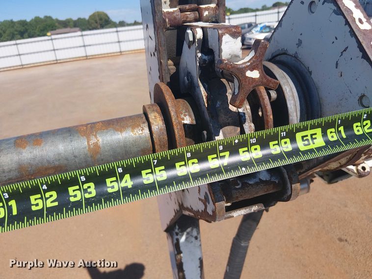 image for item YA3103 2006 Chevrolet C7500 bucket truck