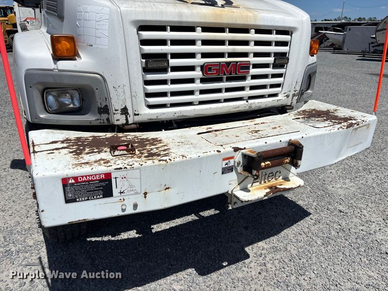 image for item YA3123 2007 GMC C8500 digger derrick truck