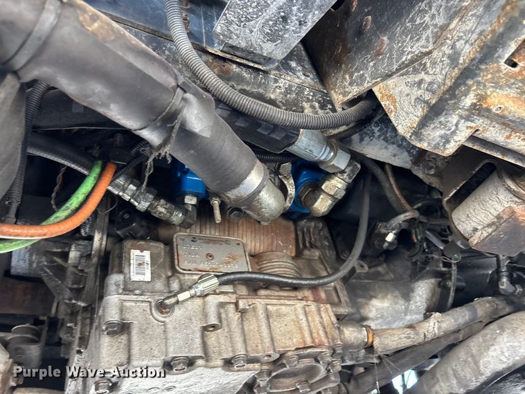 image for item YA3123 2007 GMC C8500 digger derrick truck