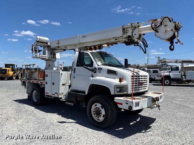 image for item YA3124 2006 GMC C8500 digger derrick truck