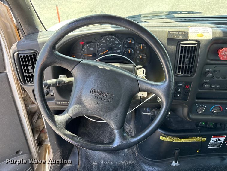 image for item YA3124 2006 GMC C8500 digger derrick truck