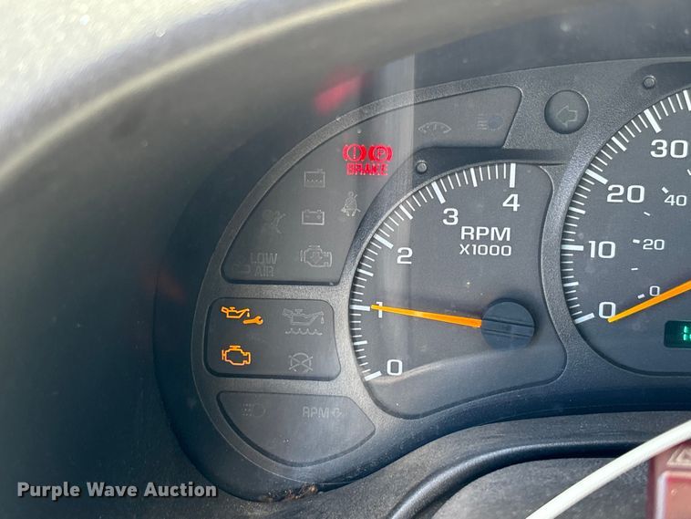 image for item YA3124 2006 GMC C8500 digger derrick truck