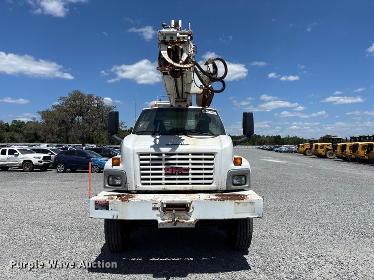 image for item YA3125 2007 GMC C8500 digger derrick truck