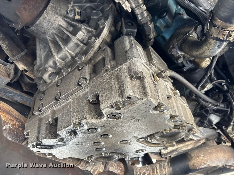 image for item YA3125 2007 GMC C8500 digger derrick truck