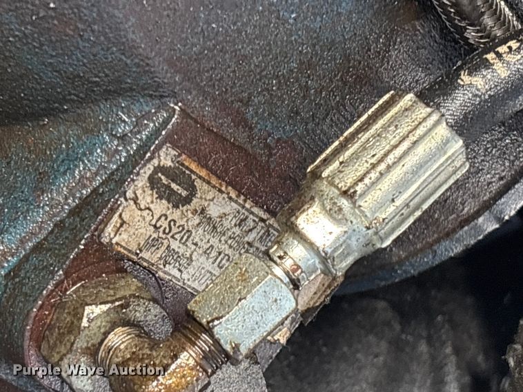 image for item YA3125 2007 GMC C8500 digger derrick truck