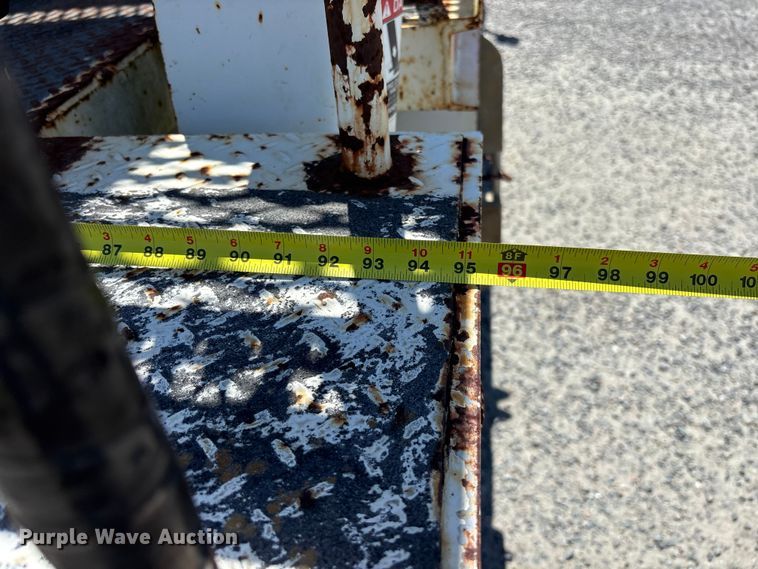 image for item YA3125 2007 GMC C8500 digger derrick truck