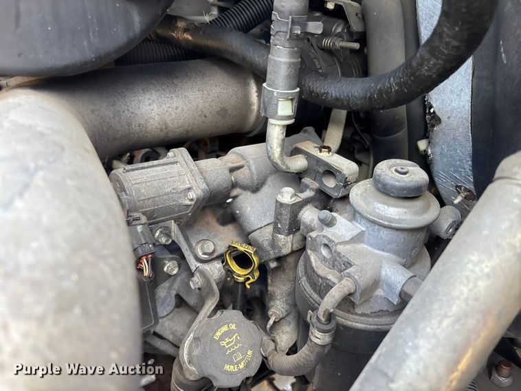 image for item YA3125 2007 GMC C8500 digger derrick truck