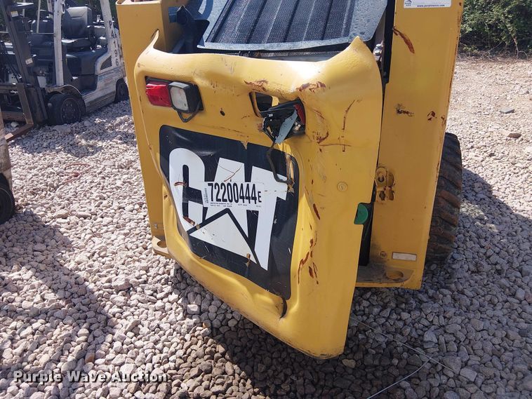 image for item YA3147 2012 Caterpillar 246C skid steer loader