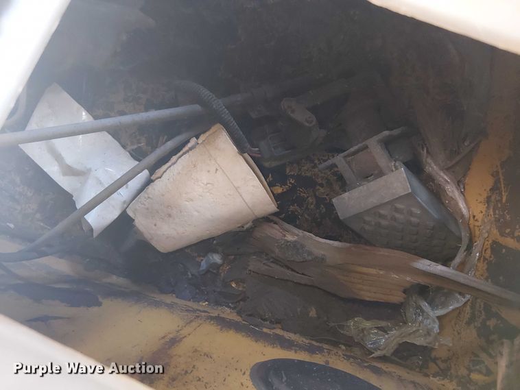 image for item YA3147 2012 Caterpillar 246C skid steer loader
