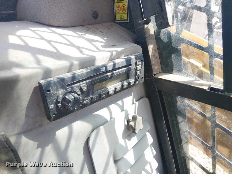 image for item YA3147 2012 Caterpillar 246C skid steer loader