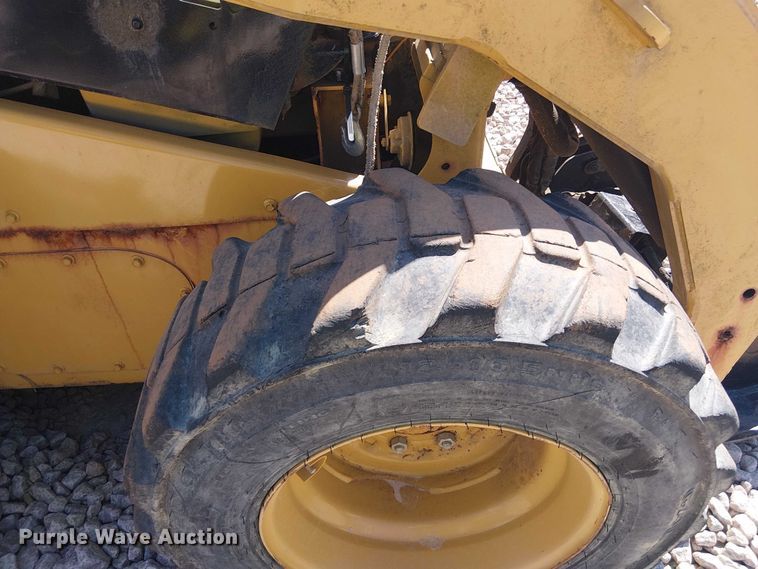 image for item YA3147 2012 Caterpillar 246C skid steer loader