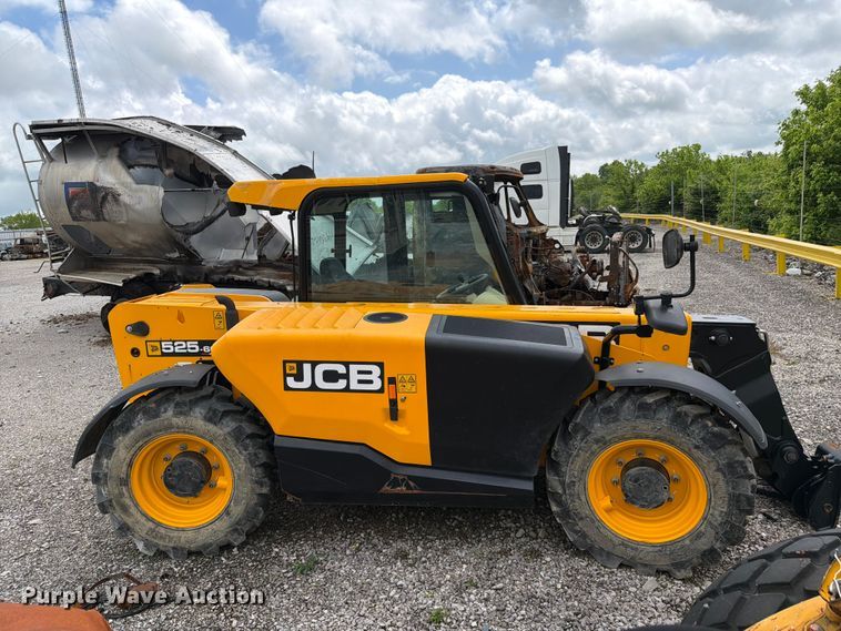 image for item YA3149 2023 JCB 525-60 telehandler