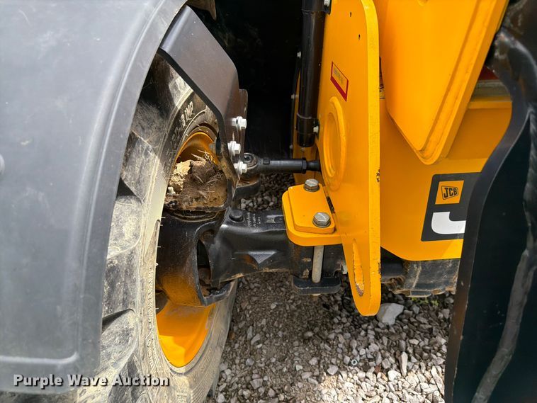 image for item YA3149 2023 JCB 525-60 telehandler