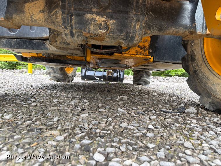 image for item YA3149 2023 JCB 525-60 telehandler