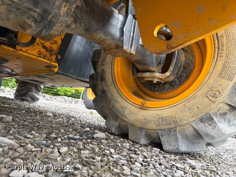 image for item YA3149 2023 JCB 525-60 telehandler