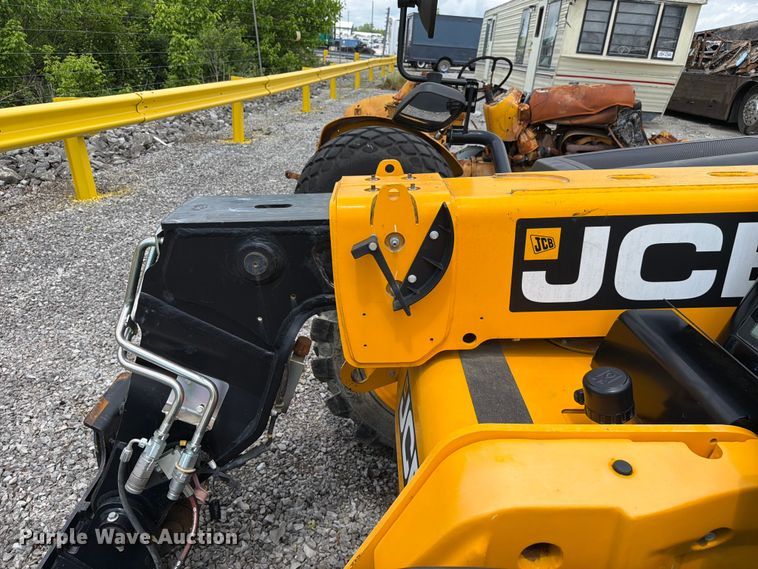 image for item YA3149 2023 JCB 525-60 telehandler