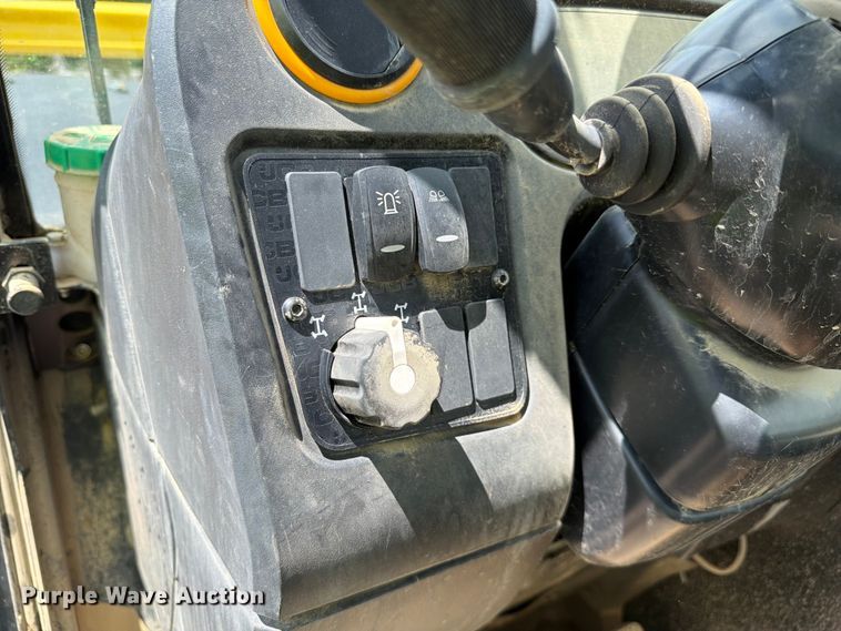 image for item YA3149 2023 JCB 525-60 telehandler