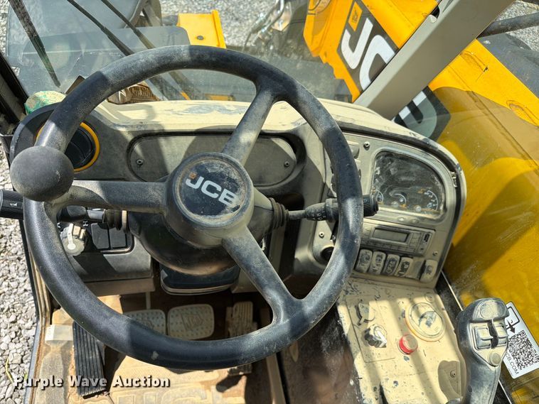 image for item YA3149 2023 JCB 525-60 telehandler
