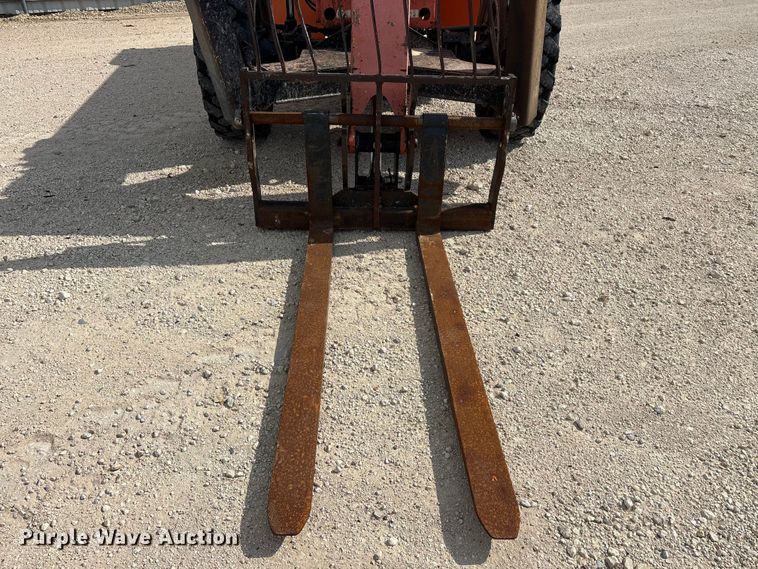 image for item YA3162 2014 JLG SkyTrak 10054 telehandler