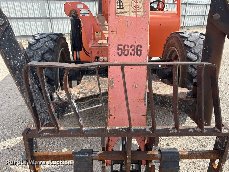 image for item YA3162 2014 JLG SkyTrak 10054 telehandler