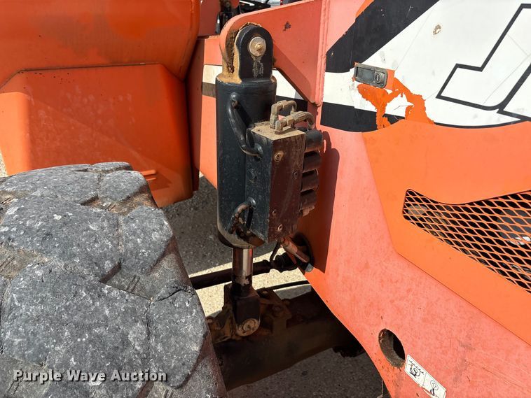 image for item YA3162 2014 JLG SkyTrak 10054 telehandler