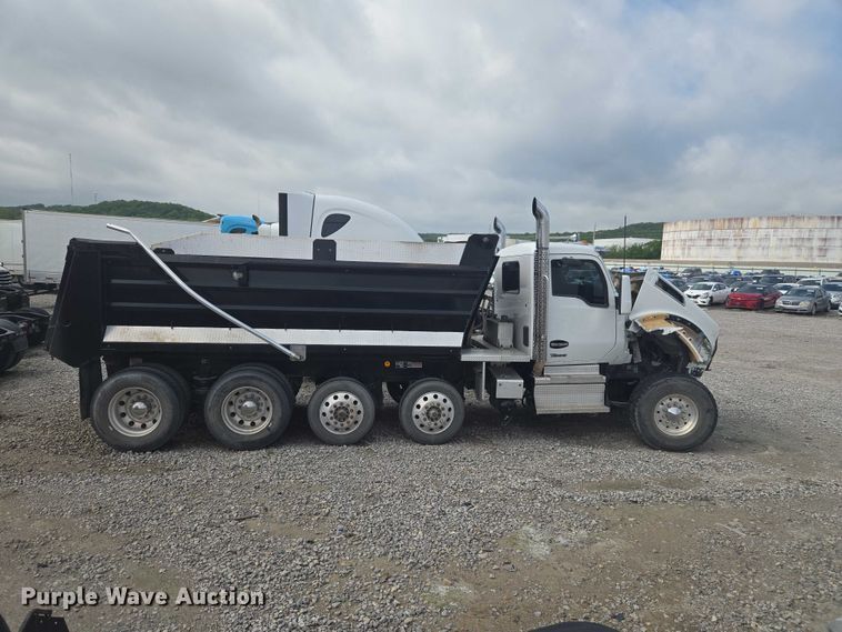 image for item YA3166 2024 Kenworth T880 dump truck