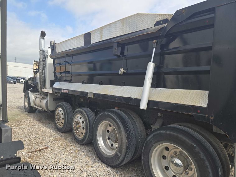 image for item YA3166 2024 Kenworth T880 dump truck