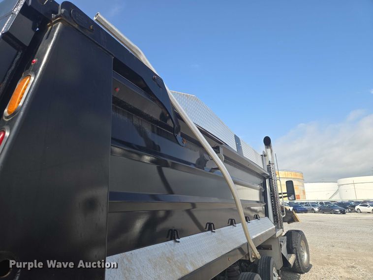 image for item YA3166 2024 Kenworth T880 dump truck