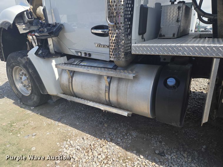 image for item YA3166 2024 Kenworth T880 dump truck