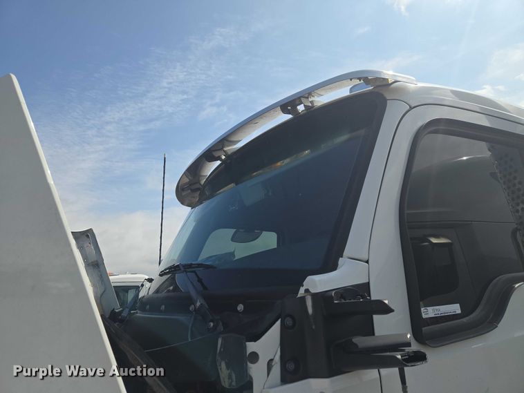 image for item YA3166 2024 Kenworth T880 dump truck