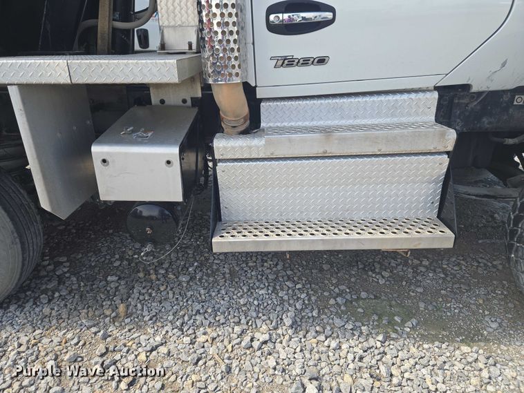 image for item YA3166 2024 Kenworth T880 dump truck