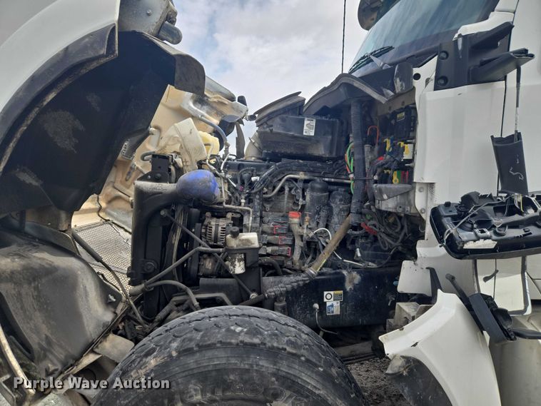 image for item YA3166 2024 Kenworth T880 dump truck