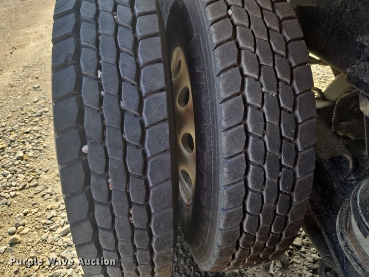 image for item YA3166 2024 Kenworth T880 dump truck