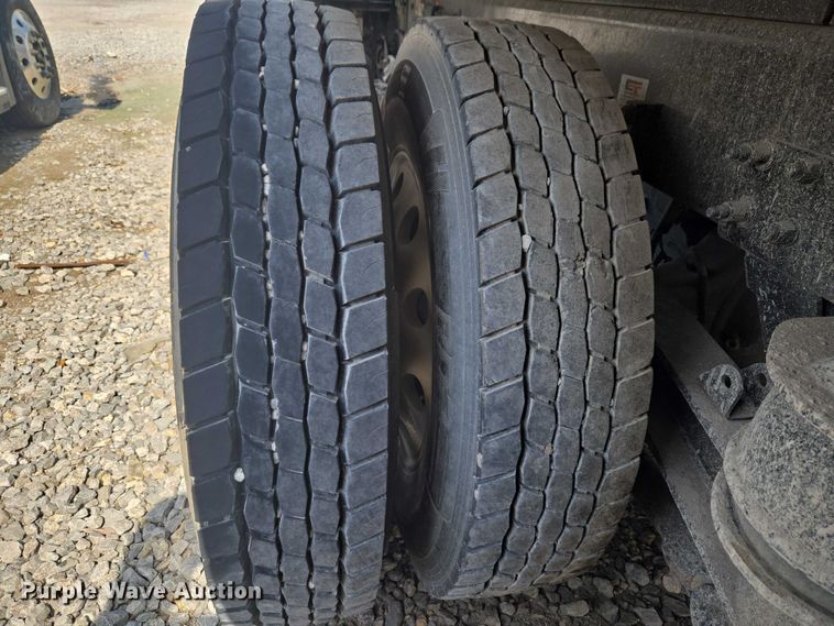 image for item YA3166 2024 Kenworth T880 dump truck