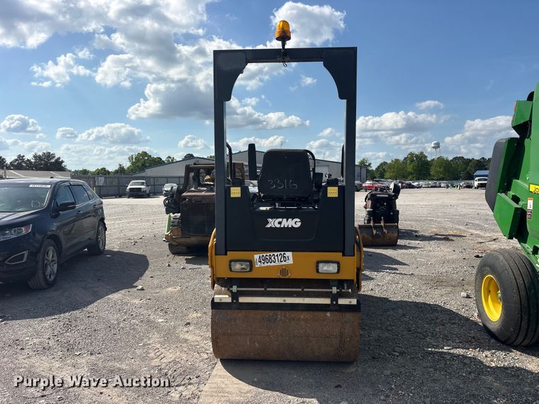 image for item YA3265 2021 XCMG XMR303S double drum vibratory roller