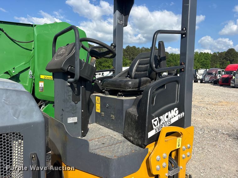 image for item YA3265 2021 XCMG XMR303S double drum vibratory roller