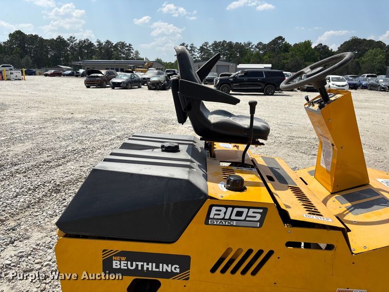 image for item YA3266 2025 Beuthling B105 double drum roller