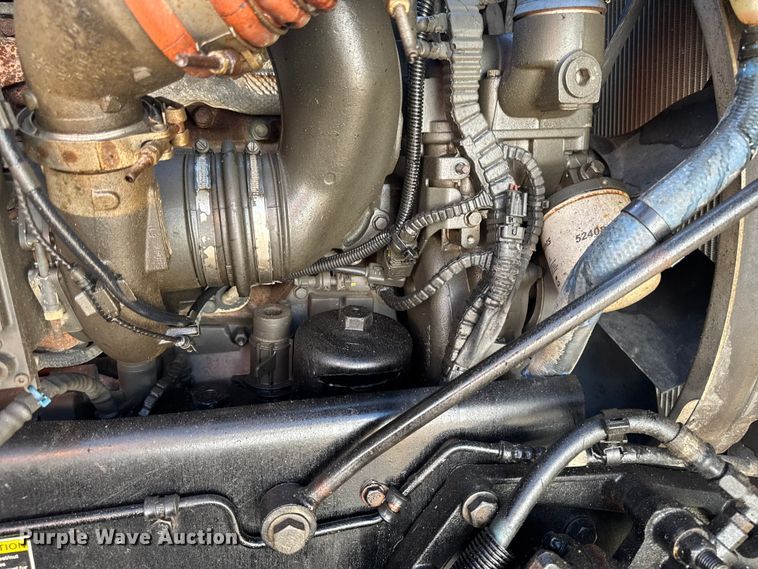 image for item YA3275 2015 Kenworth T880 dump truck